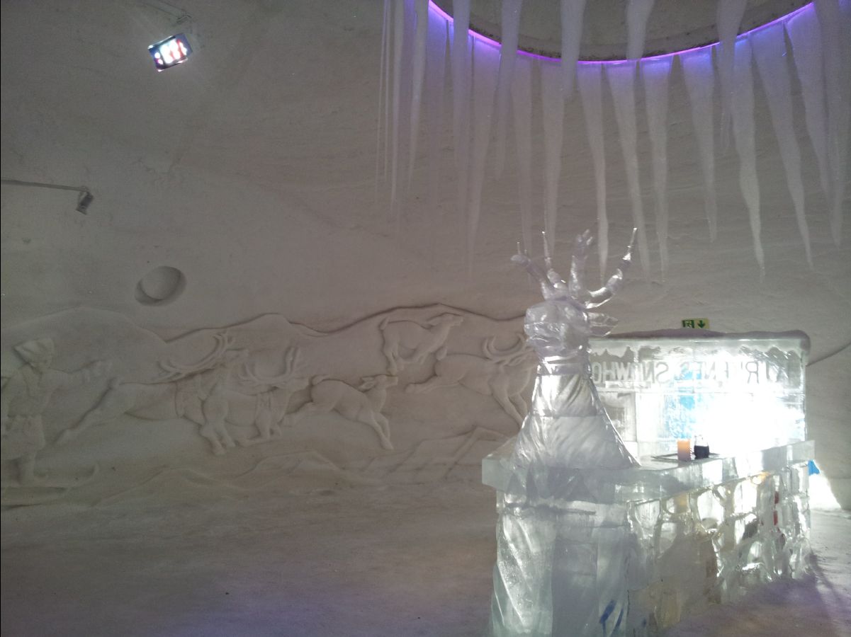 Snow Hotel39